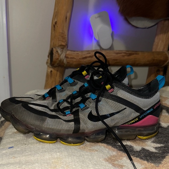 Nike Air VaporMax 2019 Moon Particle Multi-Color